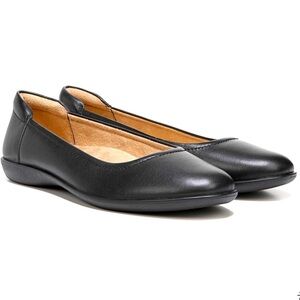 NATURALIZER Classic Leather Black Ballet Flats
